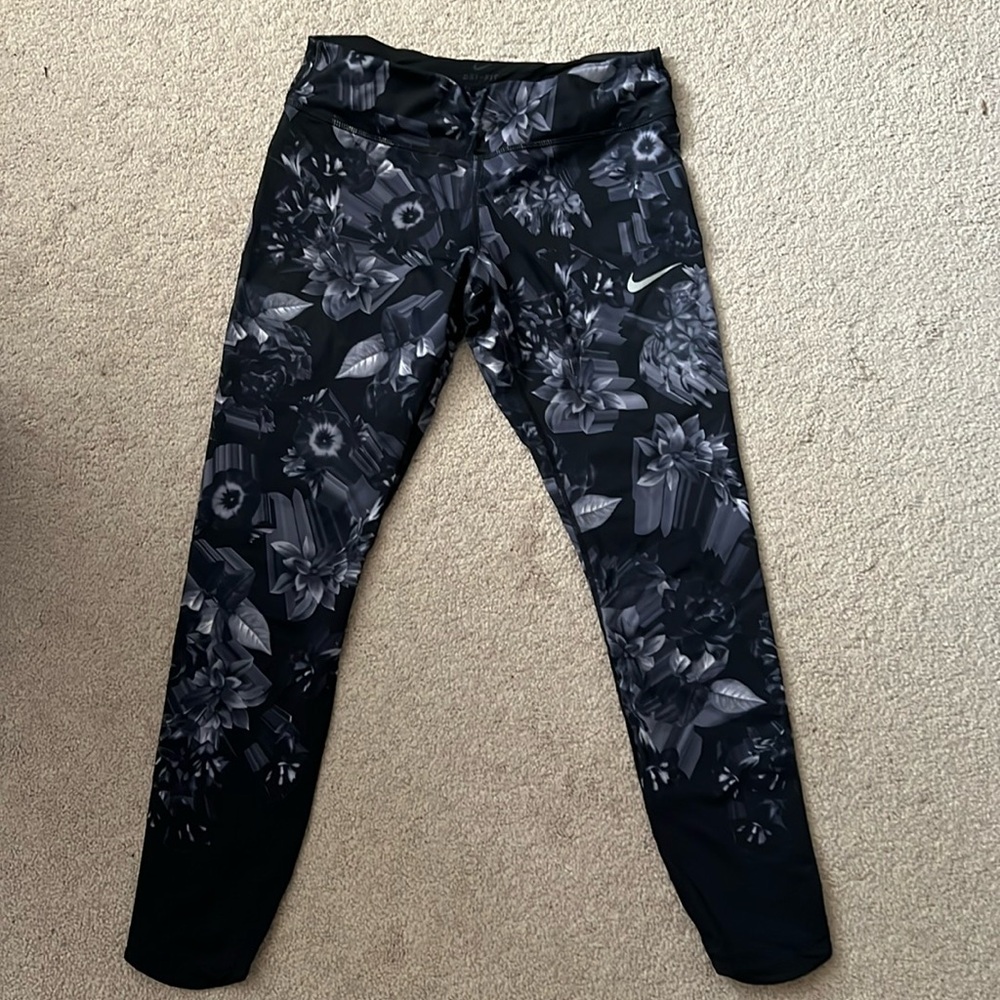 Nike dry fit athletic pants